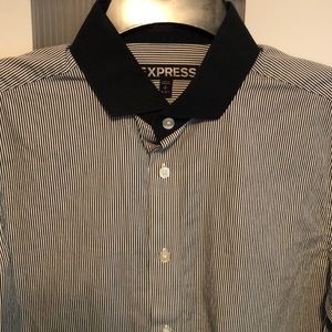 Men’s Express Button Down